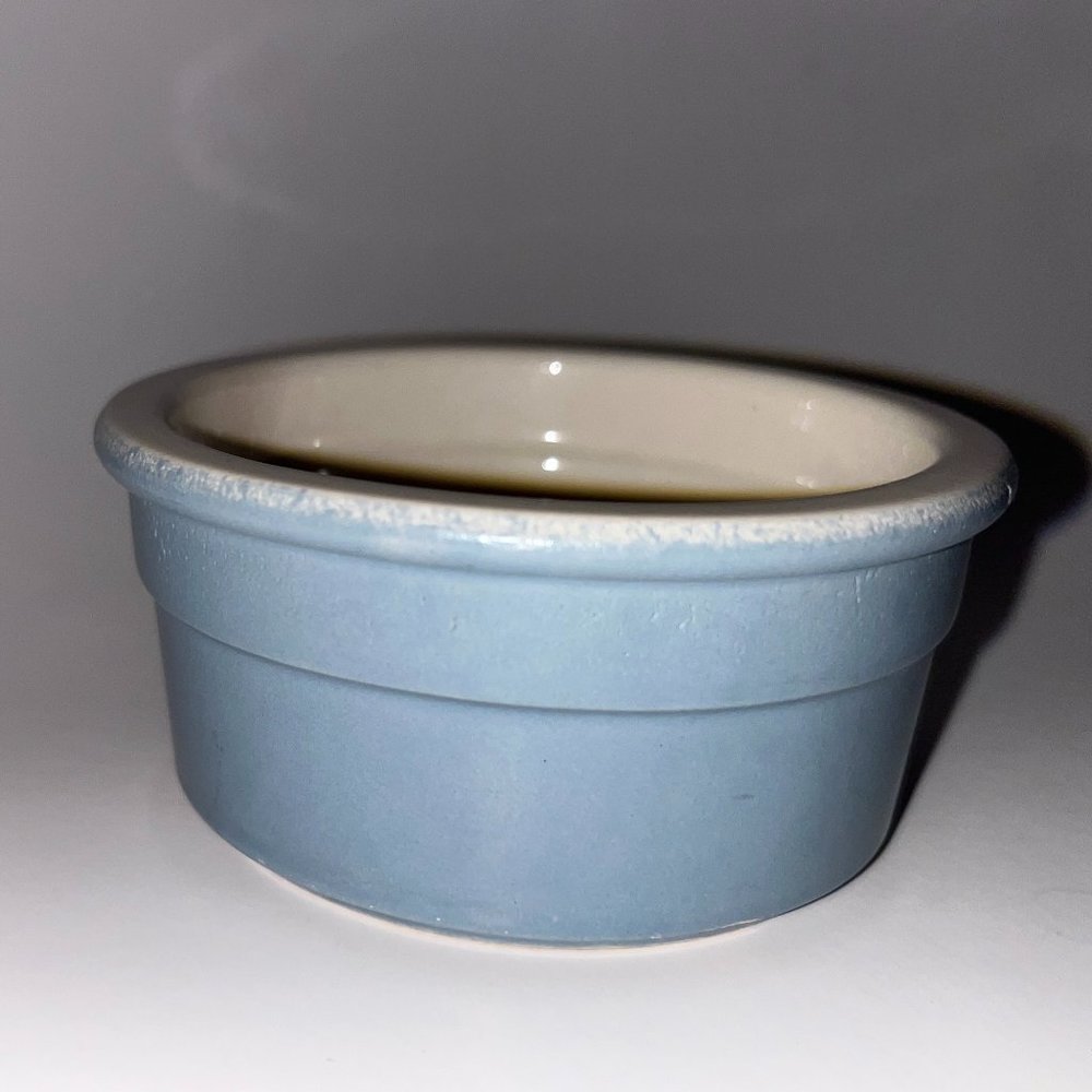 Regas 1 RAMEKIN - French Blue - Ceramic Earthenware - Spain “small chip"